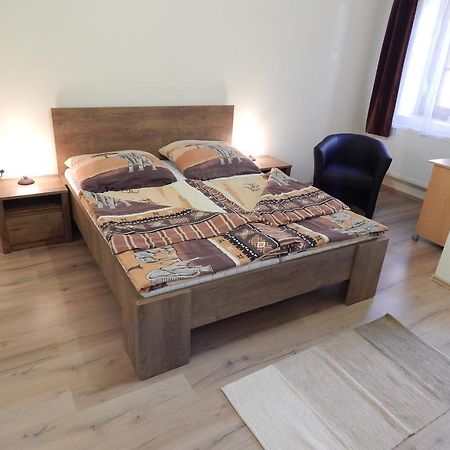 Apartament Csillagvirag Apartman Mosonmagyaróvár Zewnętrze zdjęcie