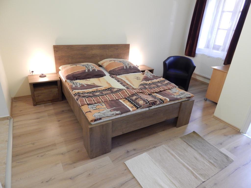 Apartament Csillagvirag Apartman Mosonmagyaróvár Zewnętrze zdjęcie